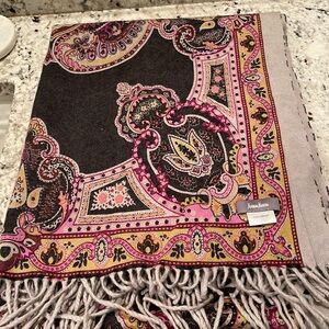 Neiman Marcus Paisley/Leopard 100% Wool Wrap. Pink GrayYellow Black. Stunning!